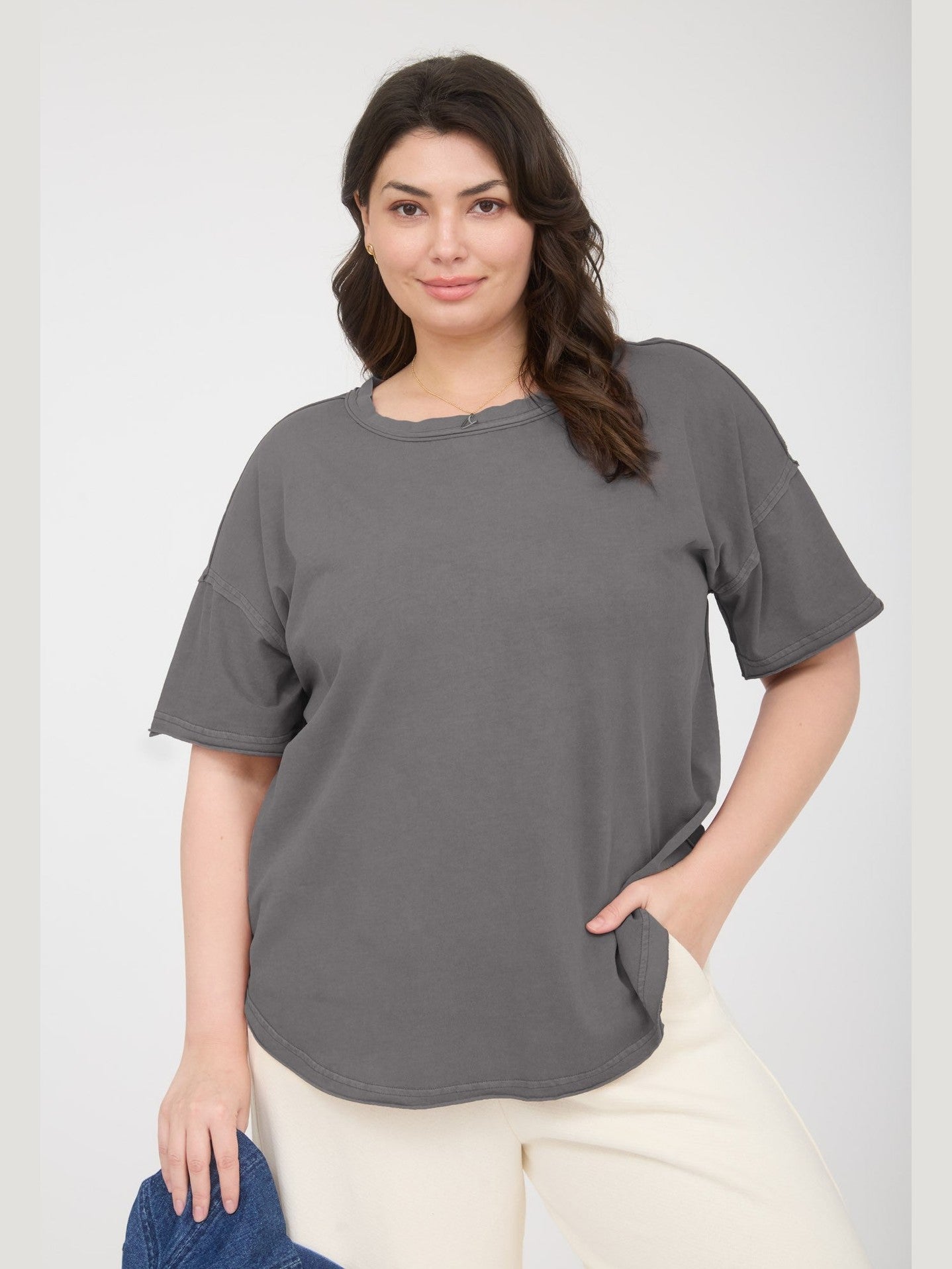 THE CATIE ROUND NECK EXPOSED SEAM TOP- plus
