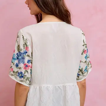 THE PRESLEY BOHO FLORAL EMBROIDERED TOP - pink/blue