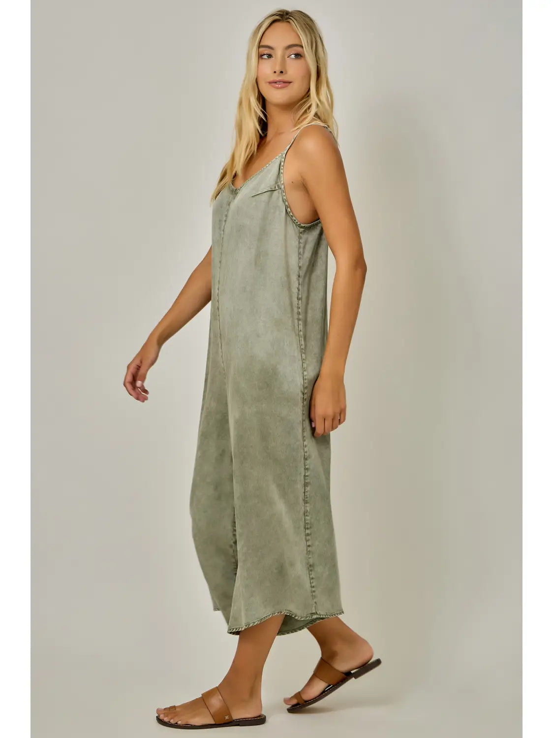 THE DONNA WASHED TENCEL JUMPSUIT - olive