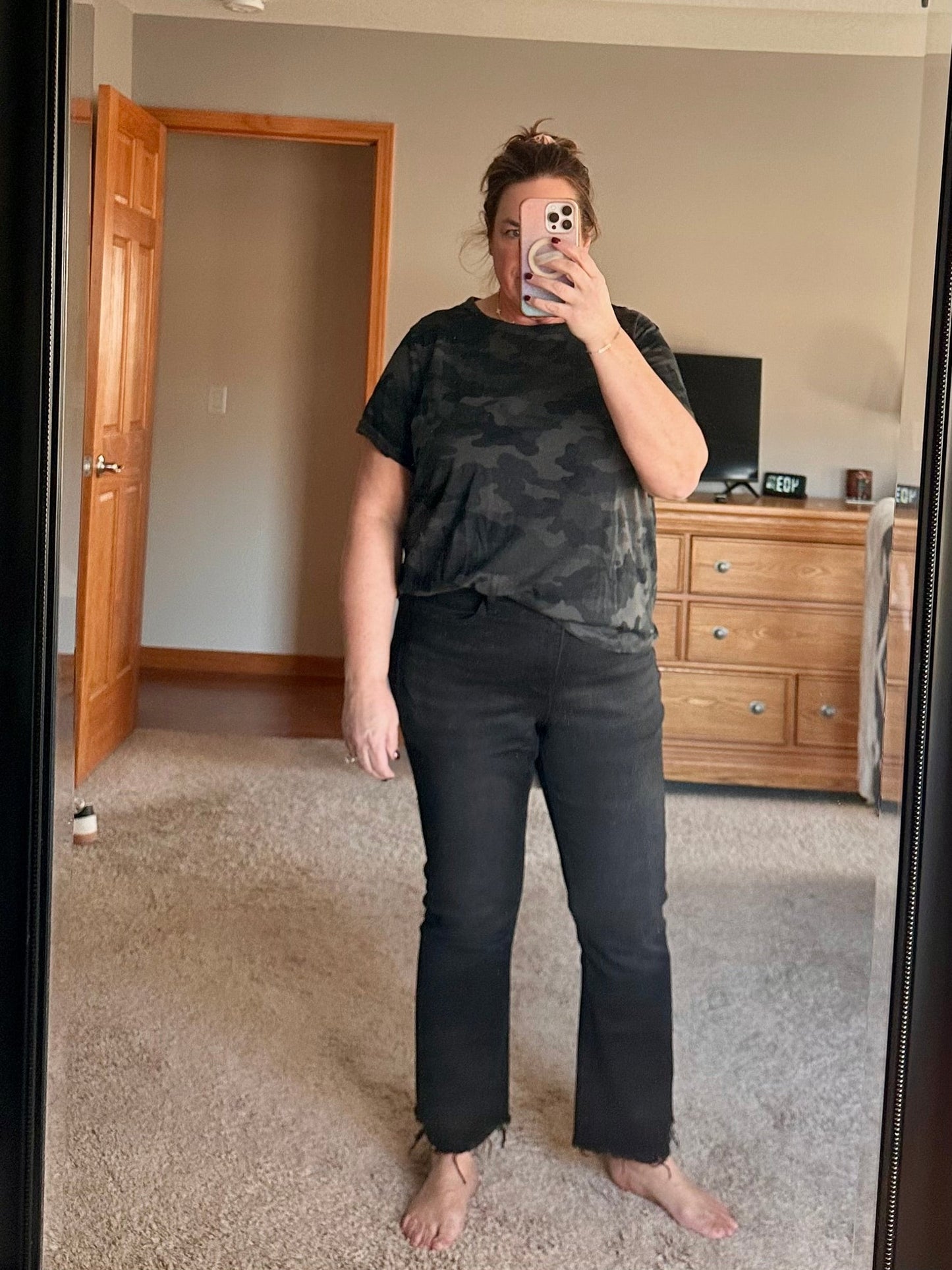 THE LINDSAY MID RISE RAW HEM BLACK DENIM REG & PLUS