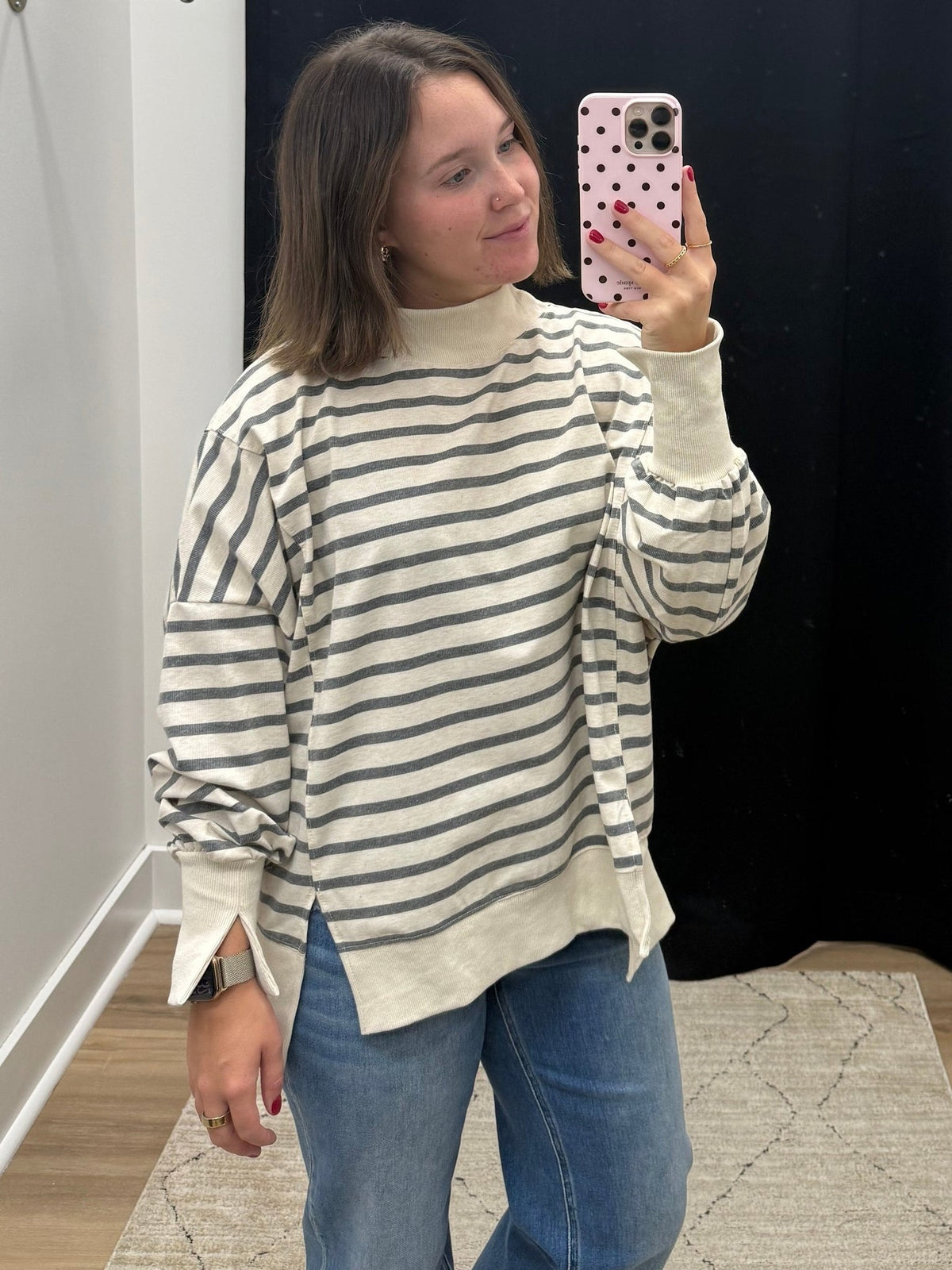 THE NICOLE STRIPED HI LO MOCKNECK SWEATSHIRT - ecru/grey