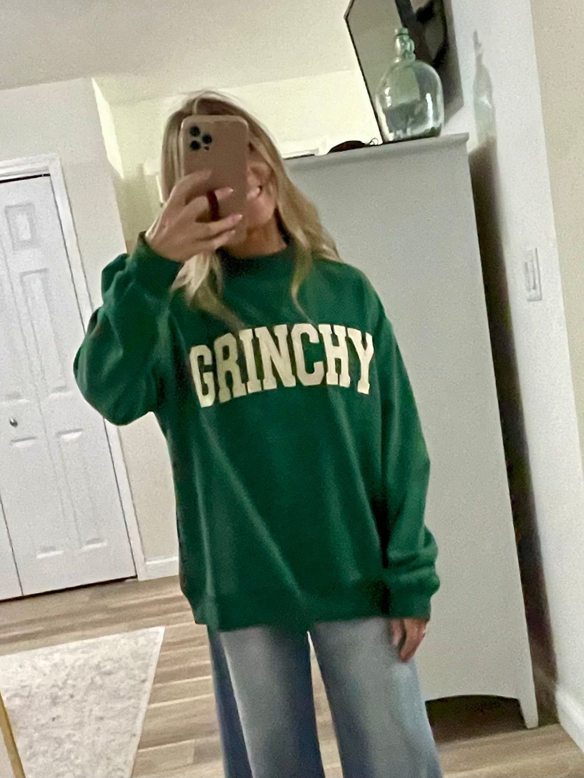 THE GRINCHY EMBROIDERED MOCKNECK SWEATSHIRT- green