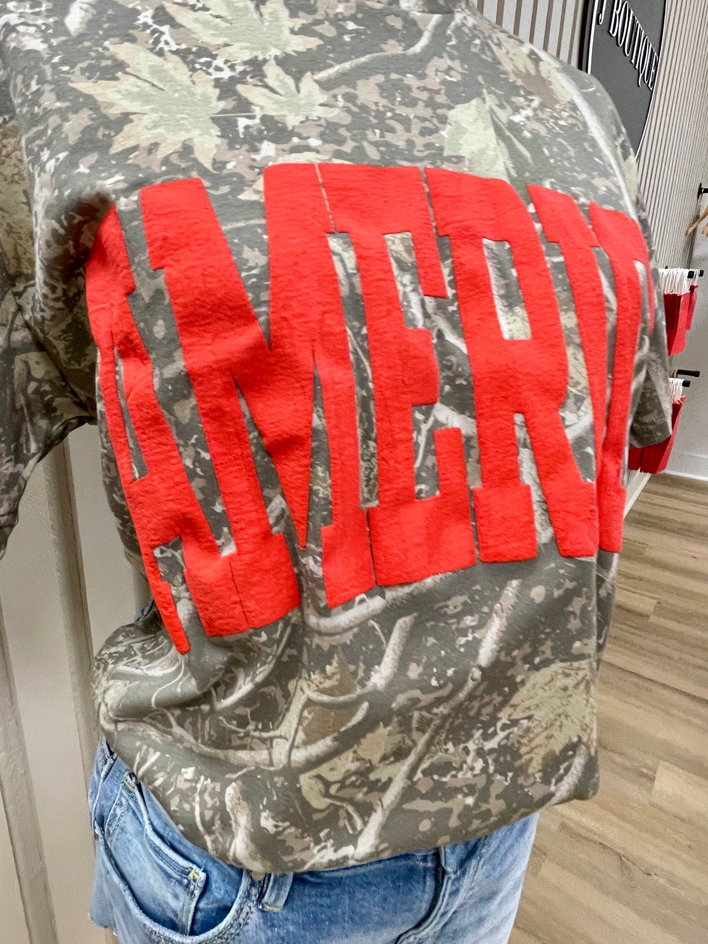 THE AMERICA PUFFY GRAPHIC CAMO TEE