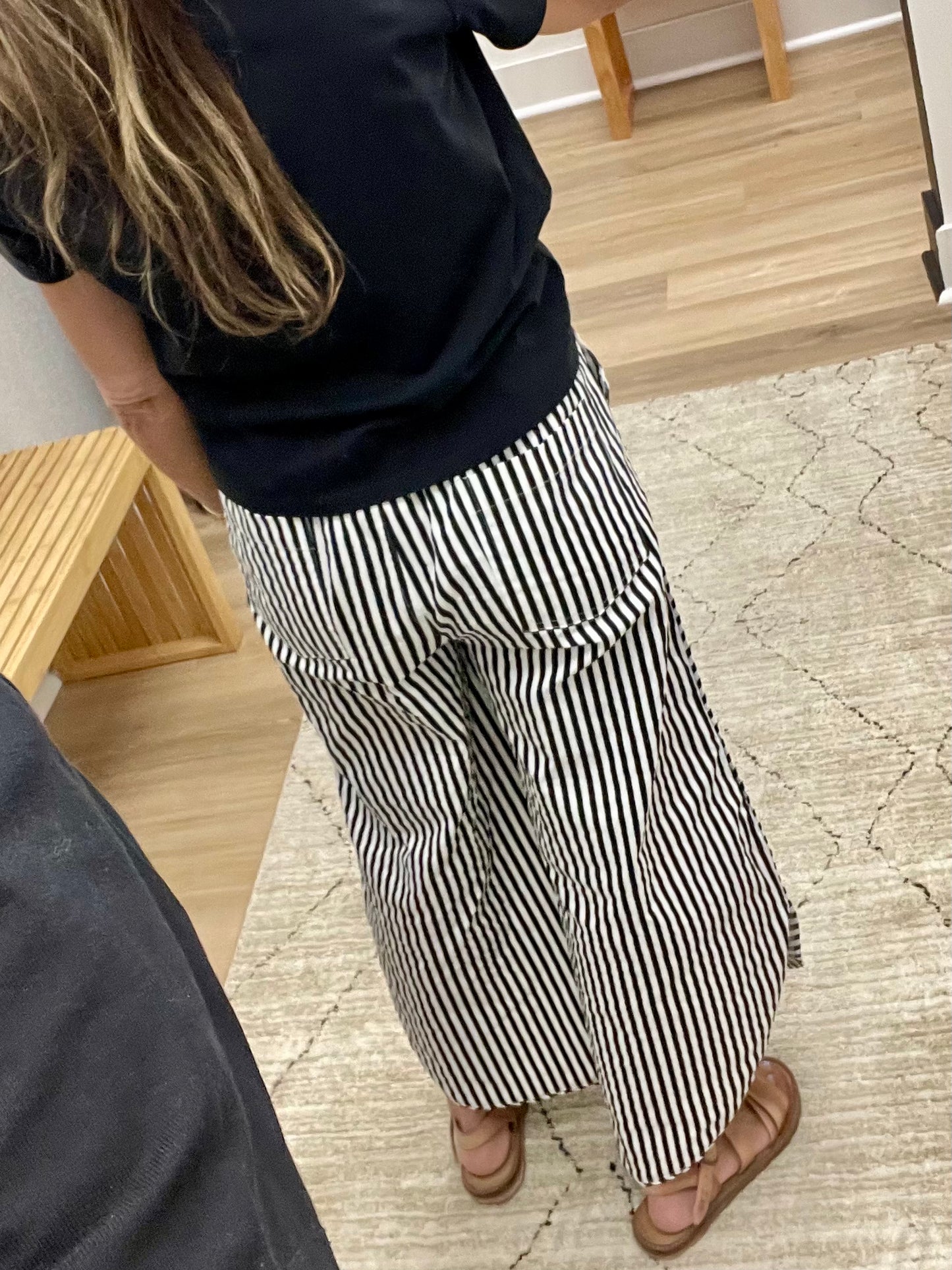 THE HALEY STRIPED TULIP HEM COTTON PANTS - black