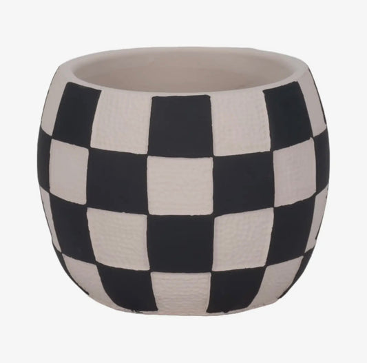 BLACK & WHITE CHECKERED PLANTER