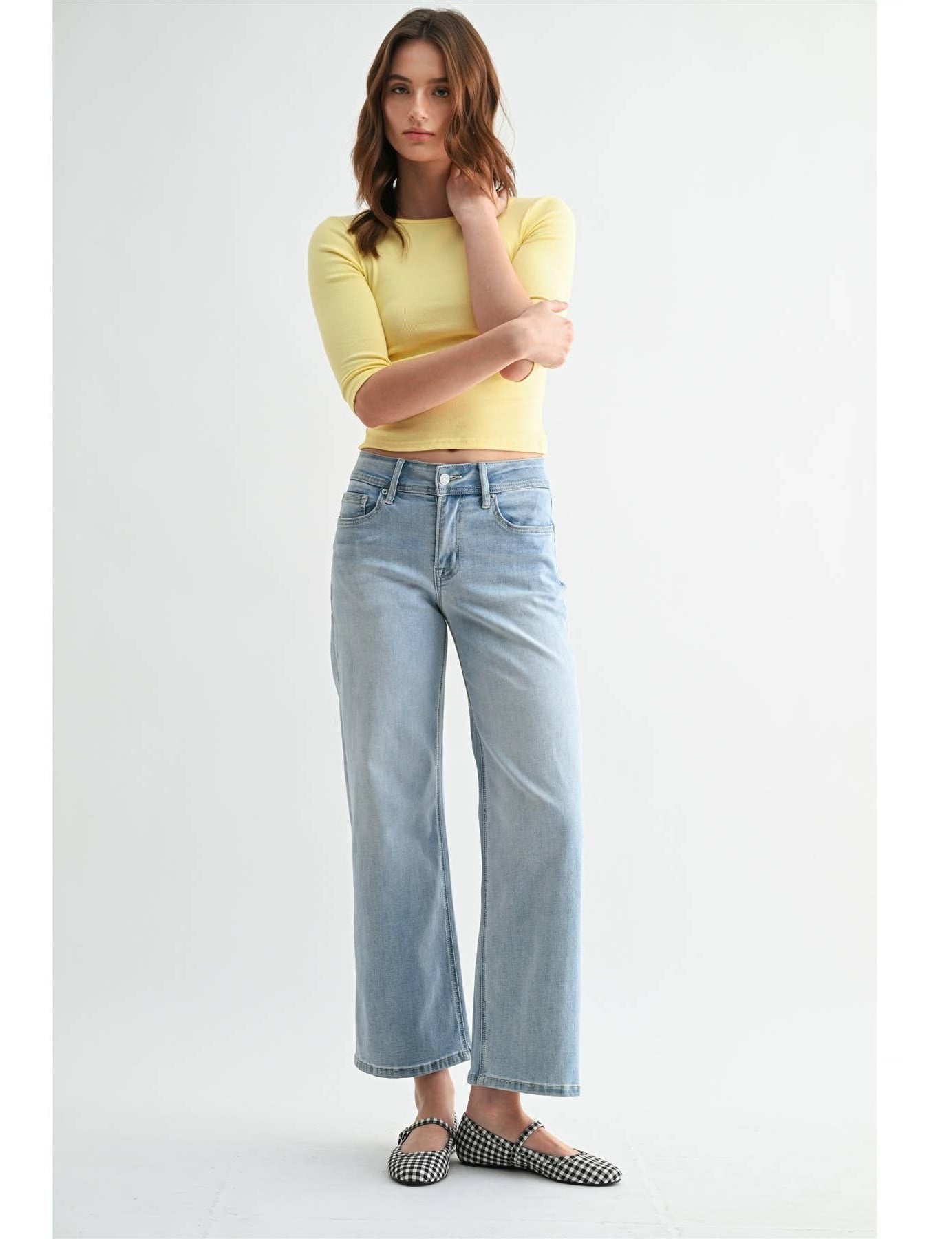 THE LAURIE MID RISE WIDE LEG ANKLE DENIM - lt wash