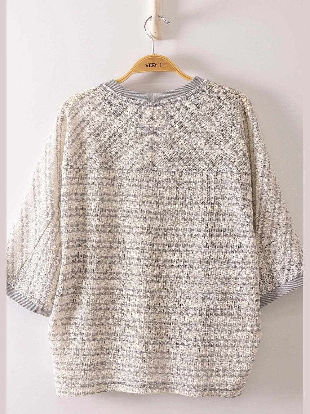 THE JANE TEXTURED STRIPED KNIT TOP - grey