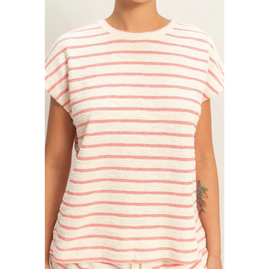 THE LEXI TEXTURED STRIPED CAP SLEEVE TOP - red