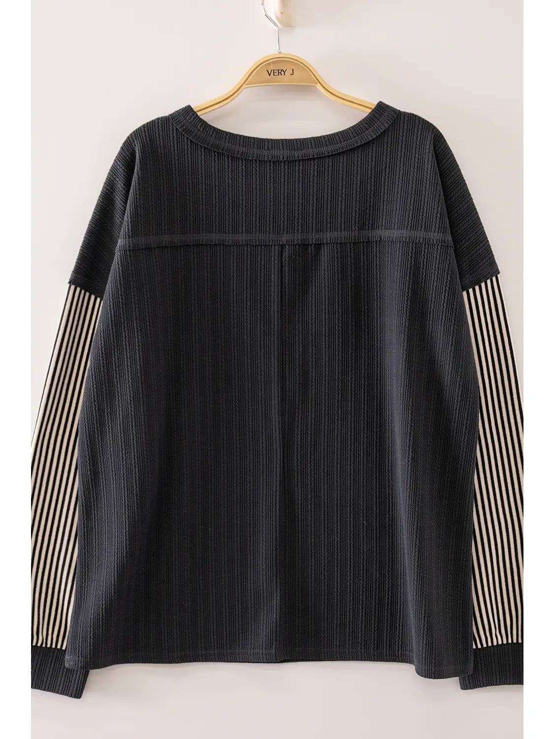THE JESSIE STRIPED SLEEVE RIBBED TOP - off black