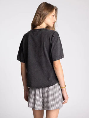 THE ISMERIA V NECK TEES - black