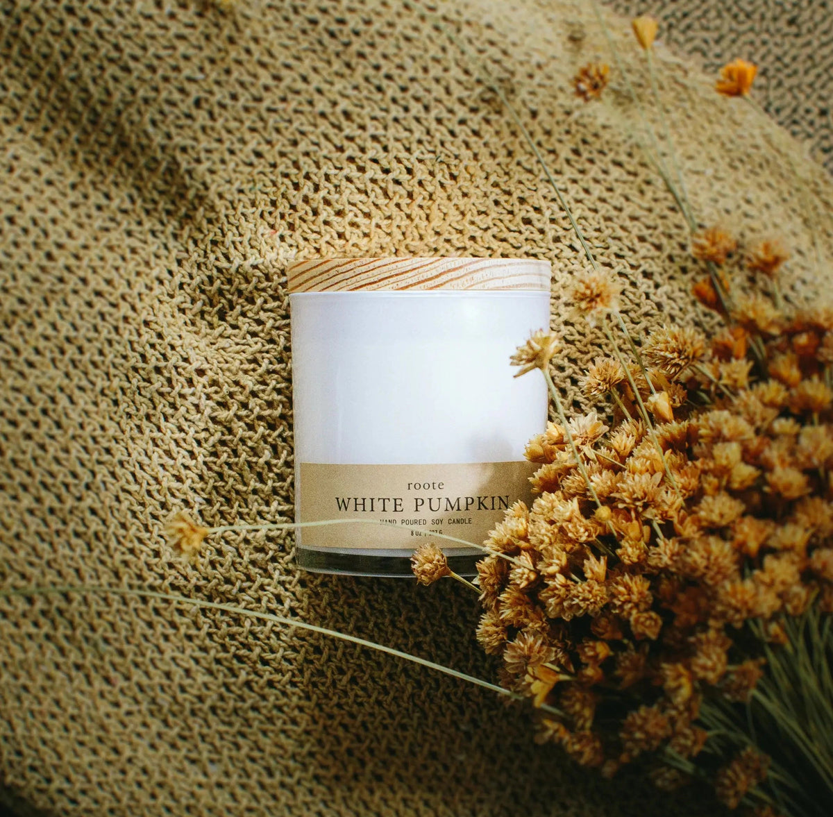 THE APOTHECARY COLLECTION CANDLE - white pumpkin