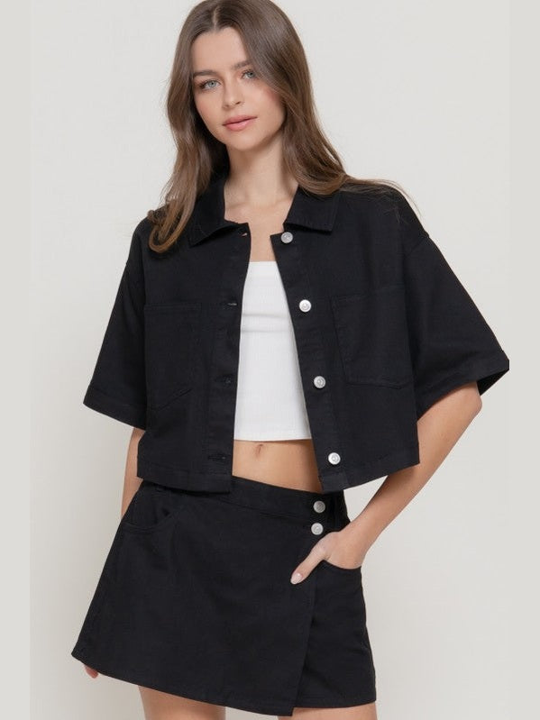THE MEGAN BOXY SHORT SLEEVE TOP - black