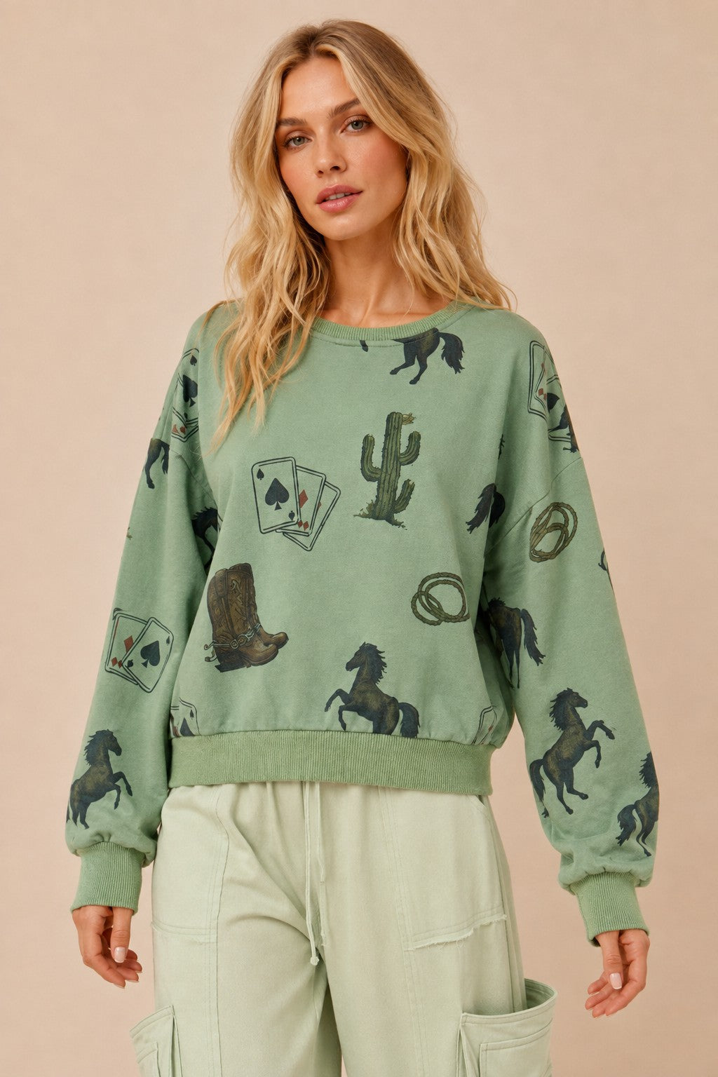 THE GIDDY UP GRAPHIC SWEATSHIRT - green