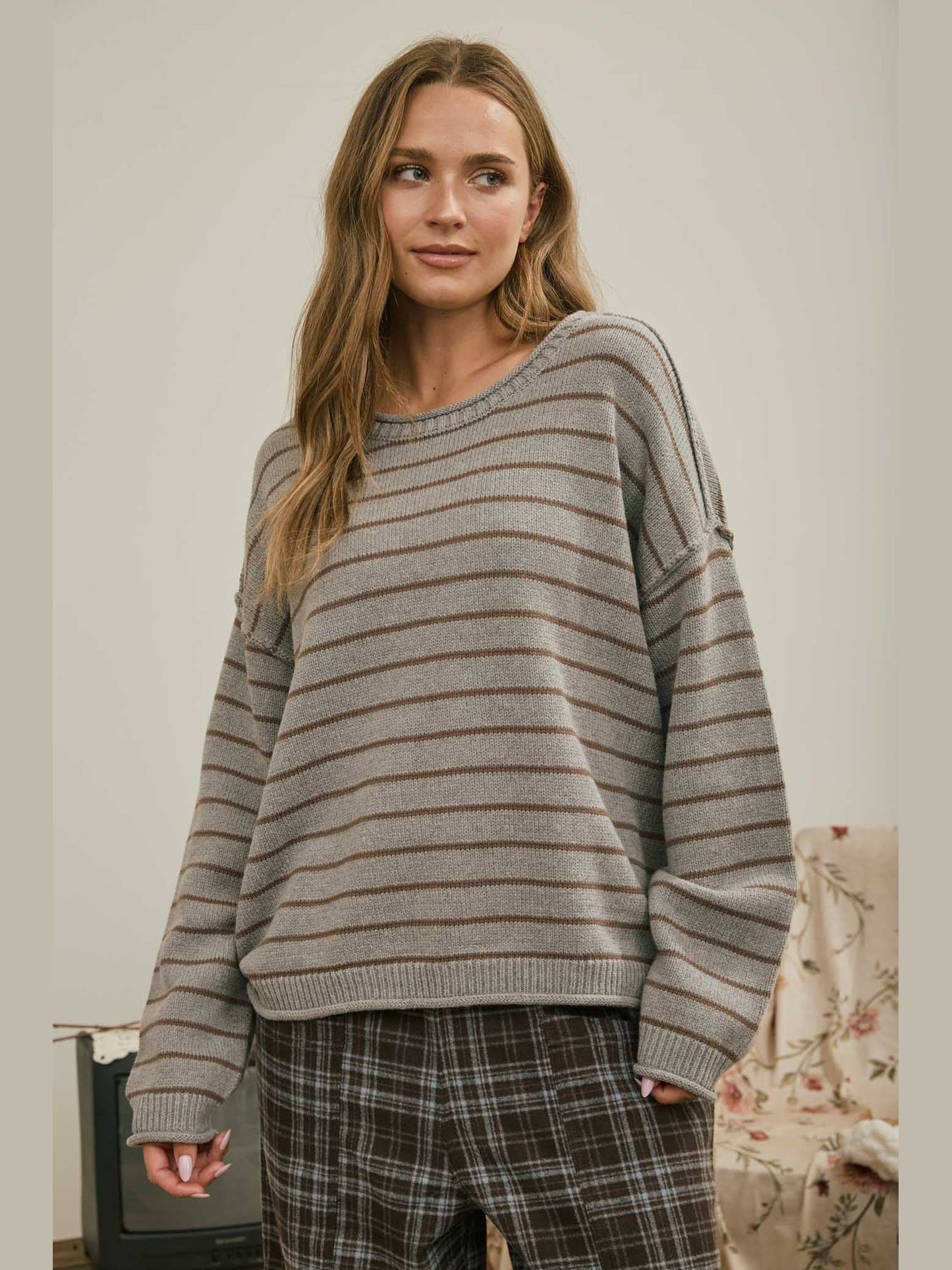 THE GEMMA STRIPED DROP SHOULDER SWEATER - grey