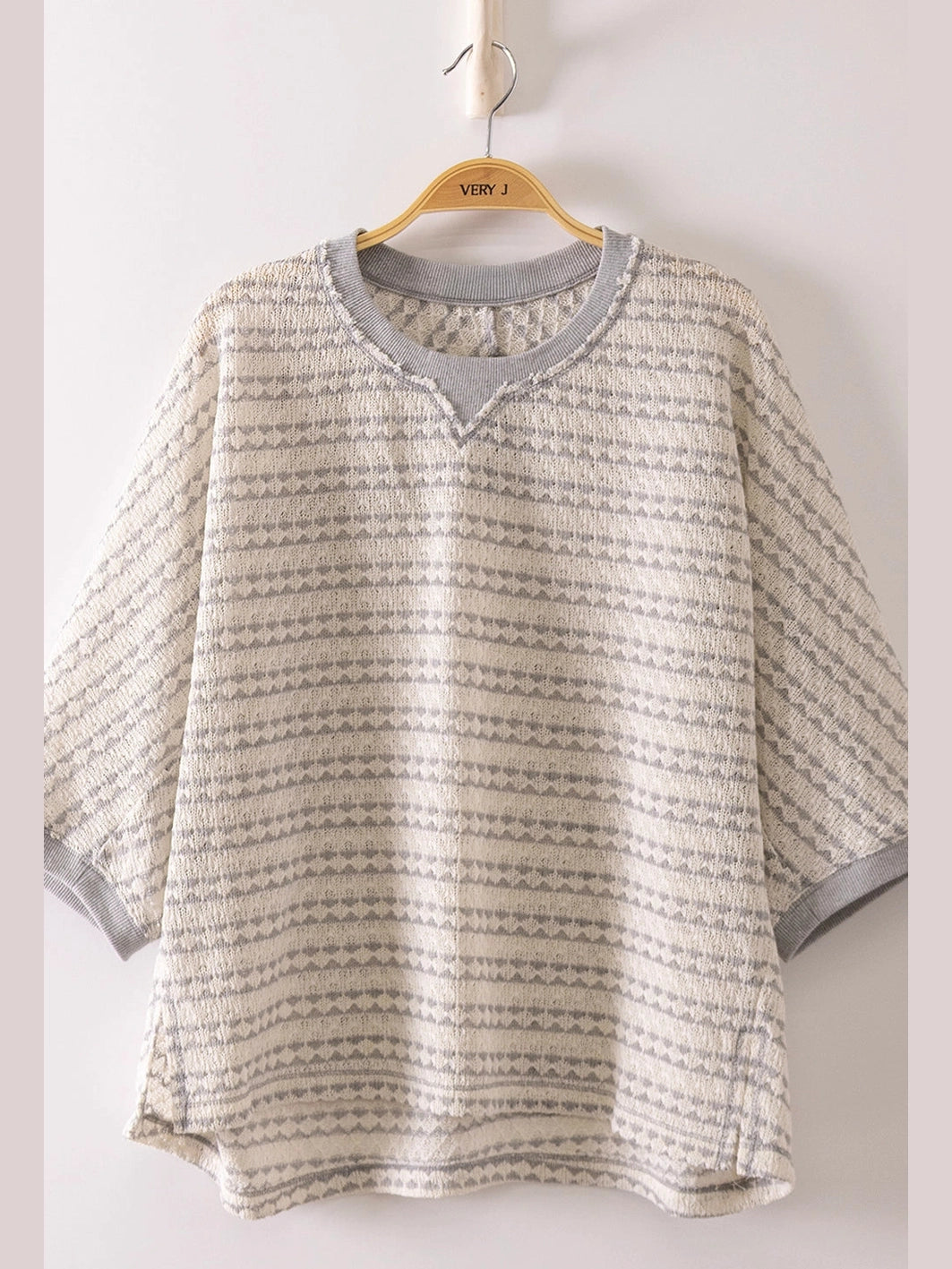 THE JANE TEXTURED STRIPED KNIT TOP - grey
