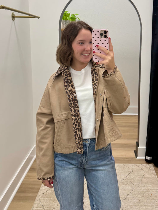 THE MIRANDA OXFORD CANVAS TWILL JACKET - tan/leopard