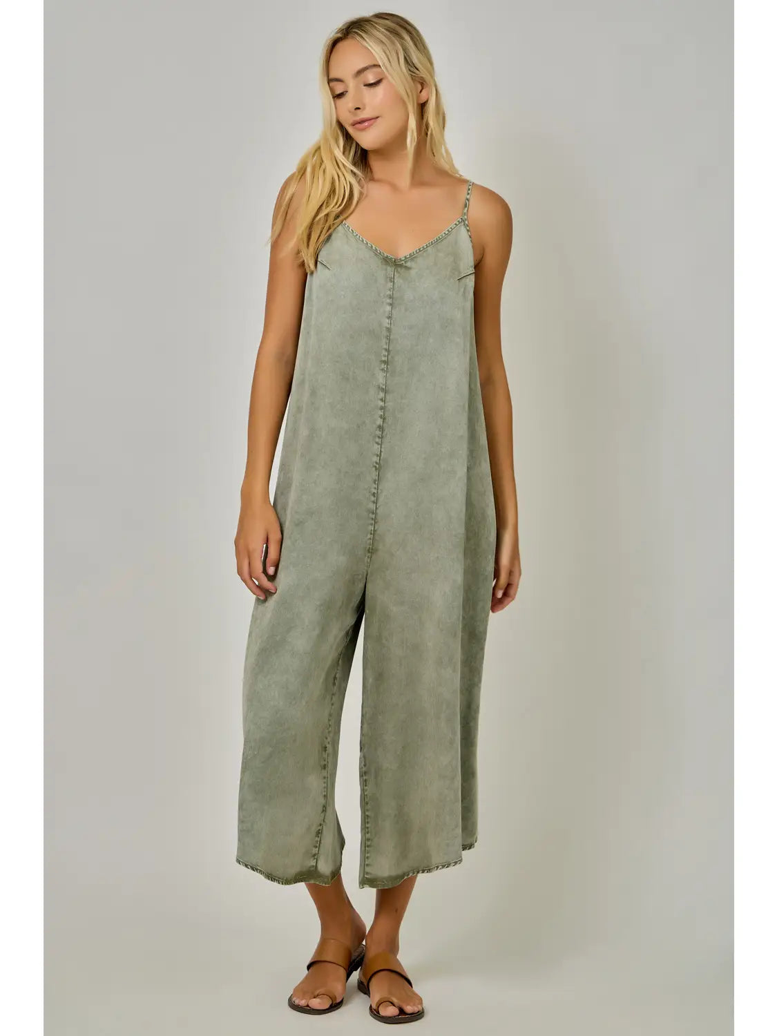THE DONNA WASHED TENCEL JUMPSUIT  - olive