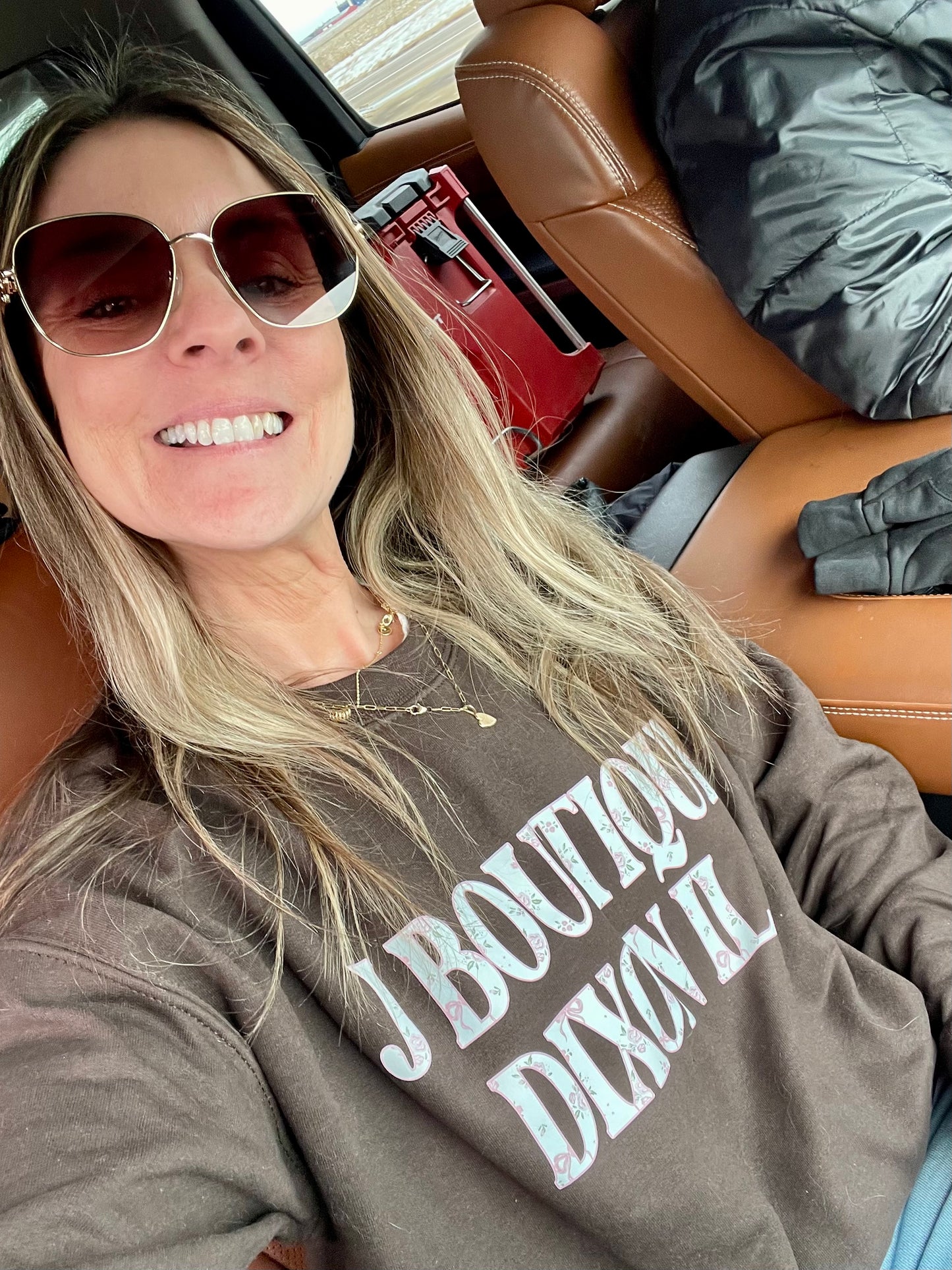 J BOUTIQUE GRAPHIC SWEATSHIRT- preorder