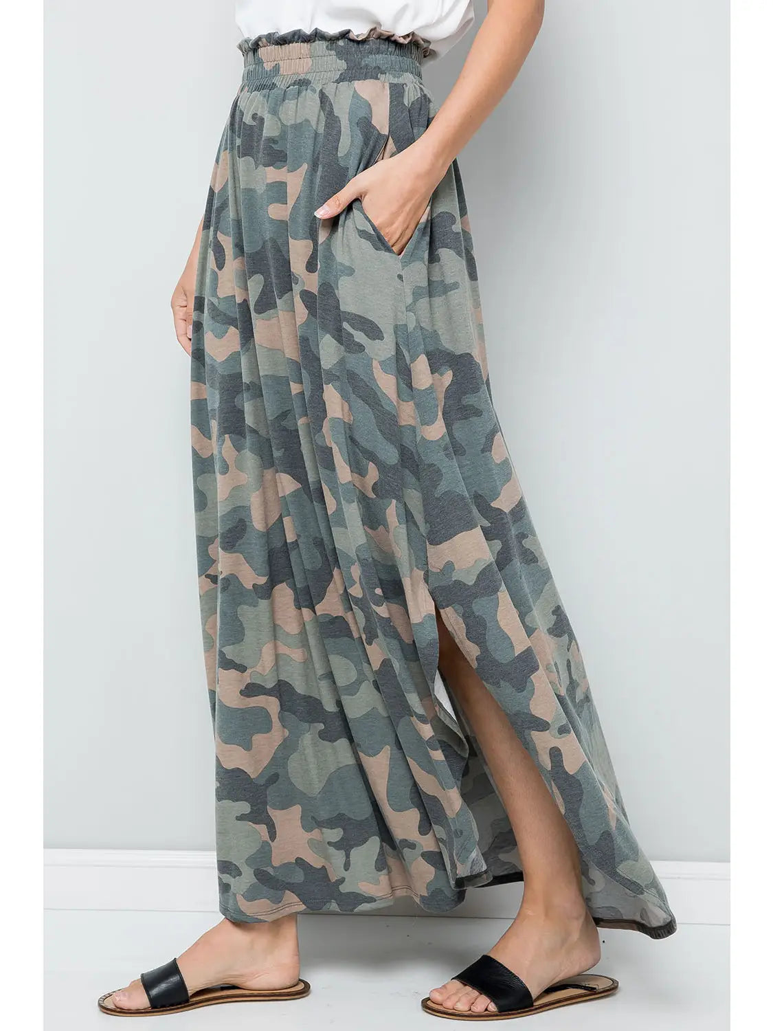 THE MAGGIE CAMO ROUND LONG SKIRT