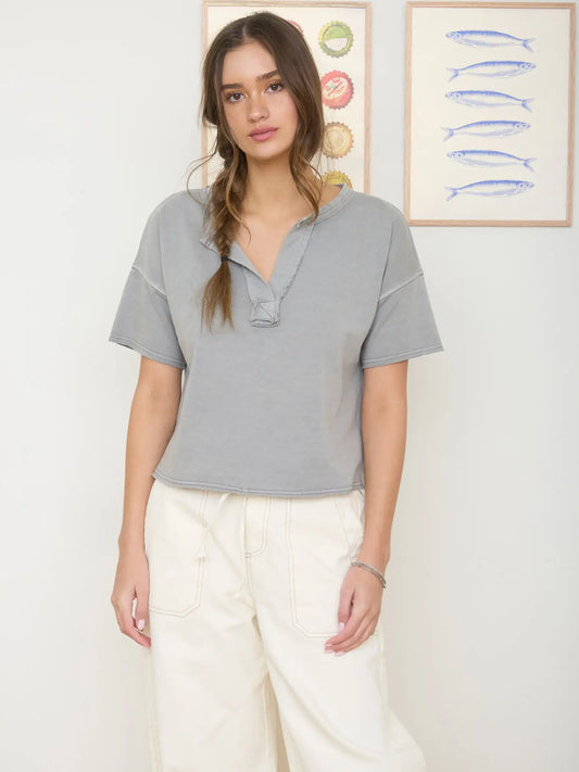 THE CHARLIE SPLIT NECK SHORT SLEEVE TOP - grey