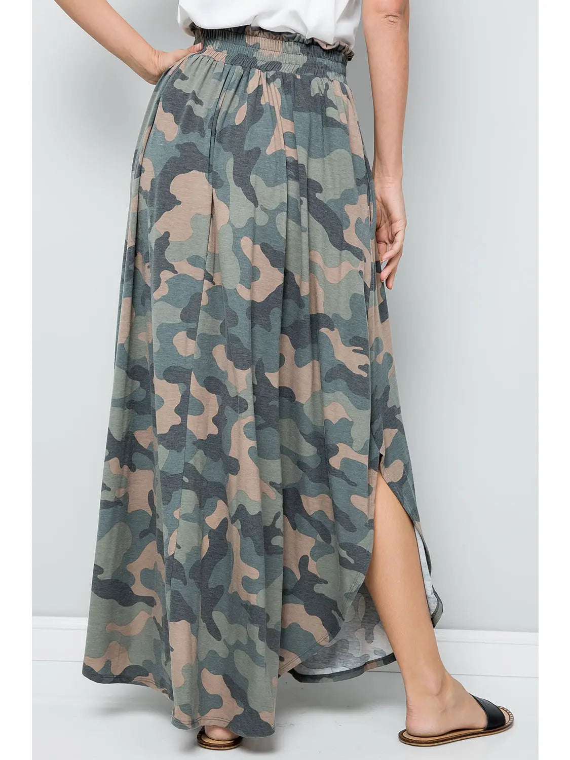 THE MAGGIE CAMO ROUND LONG SKIRT
