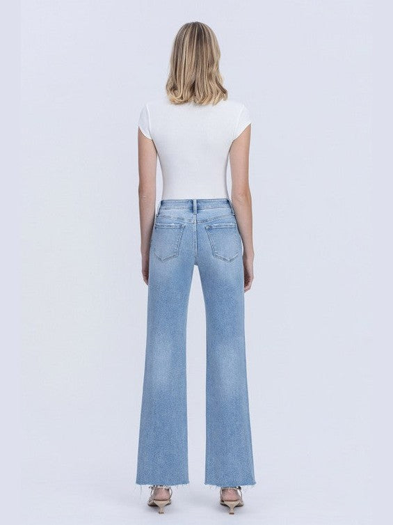 THE GLORIETTA DISTRESSED STRETCHY DENIM