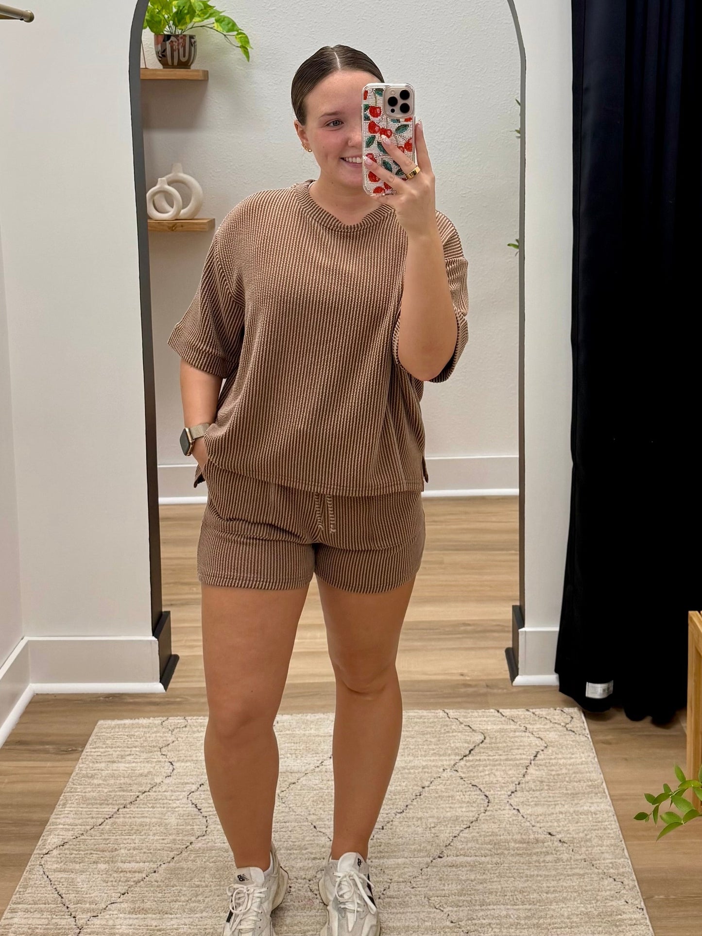 THE AUDREY RIBBED SHORTS - brown