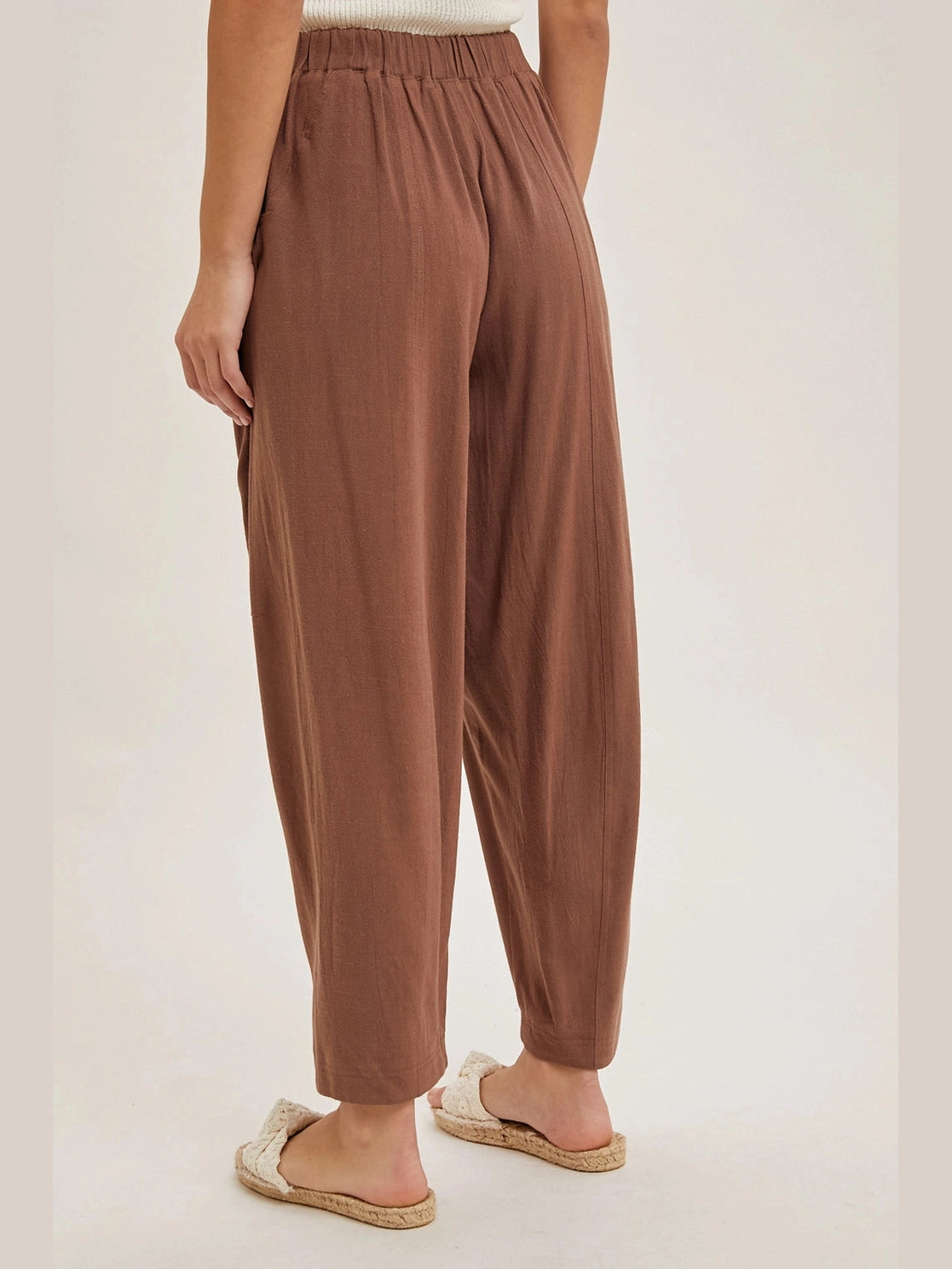 THE KANDIE RELAXED BARREL PANTS - cocoa