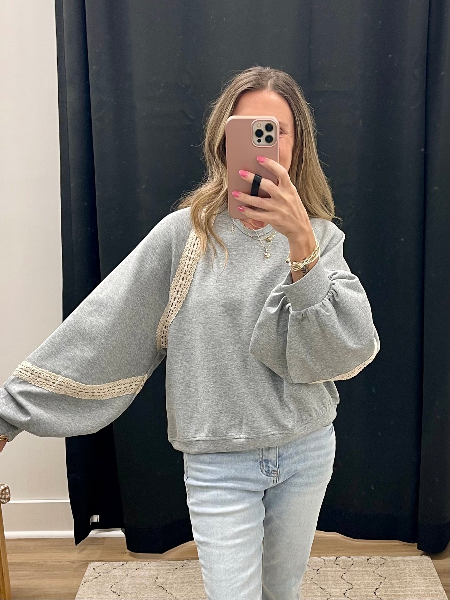 THE COLETTE LACE TRIM SWEATSHIRT - grey