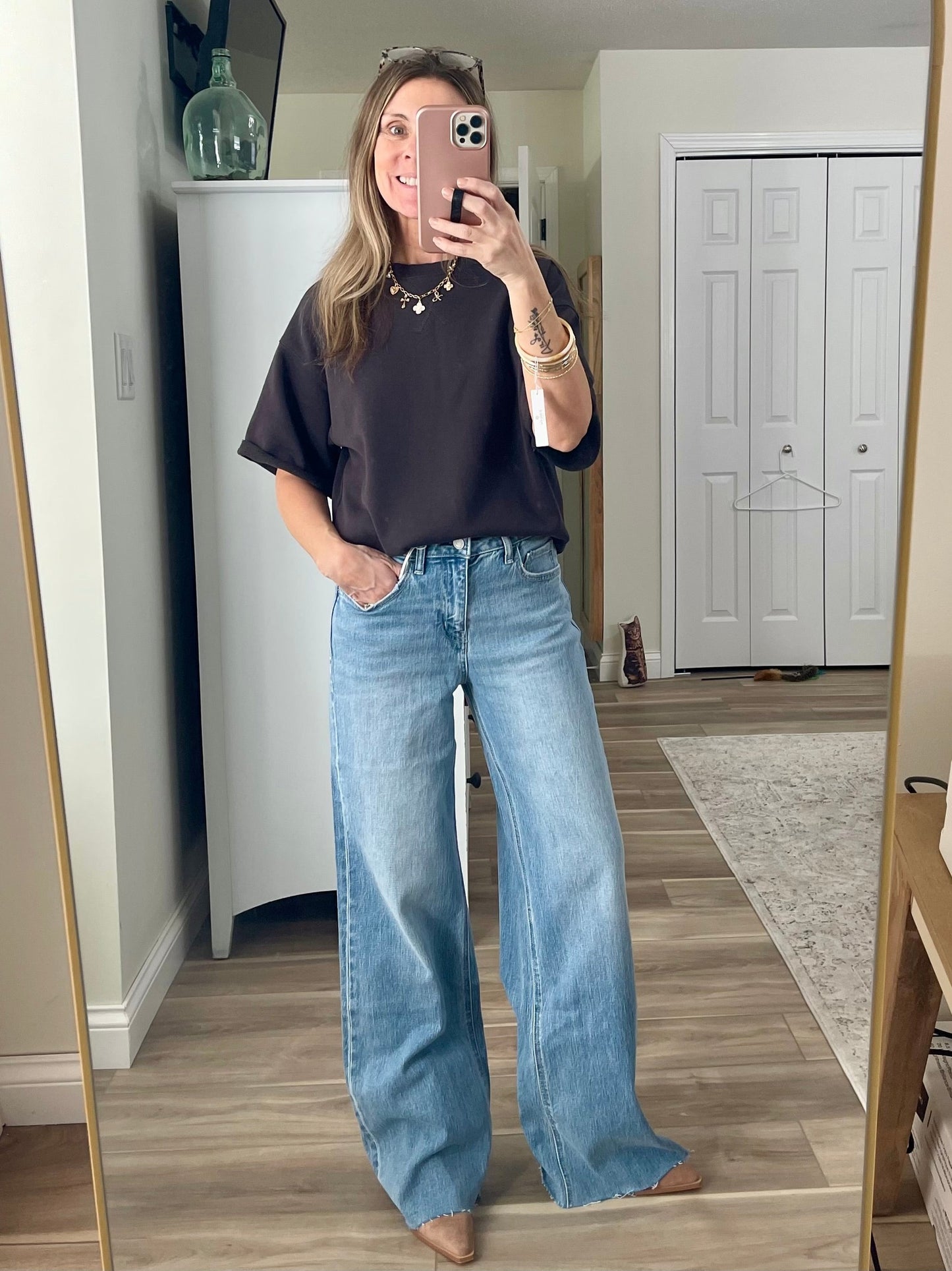 THE TAYLA(OLIVIA) WIDE LEG RAW HEM DENIM