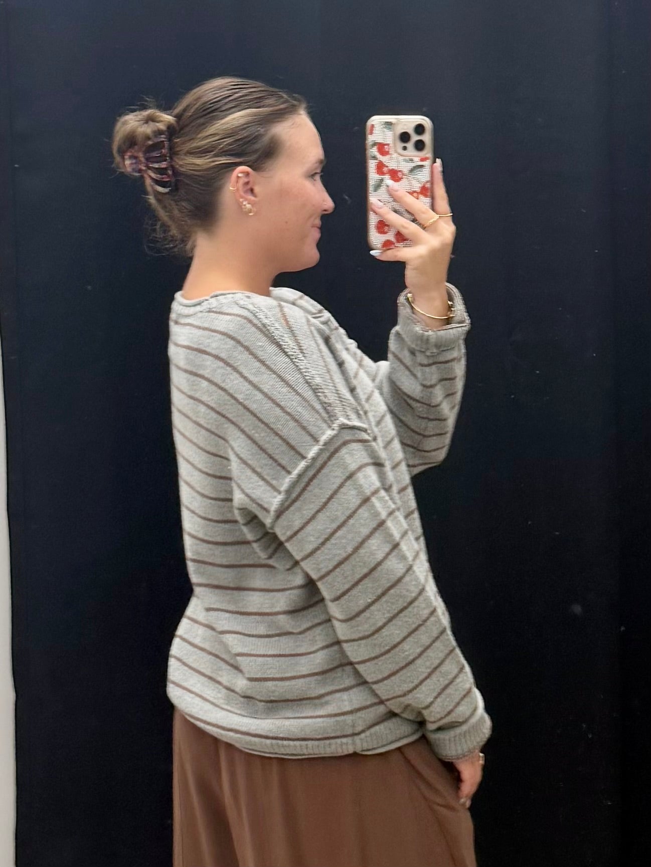 THE GEMMA STRIPED DROP SHOULDER SWEATER - grey