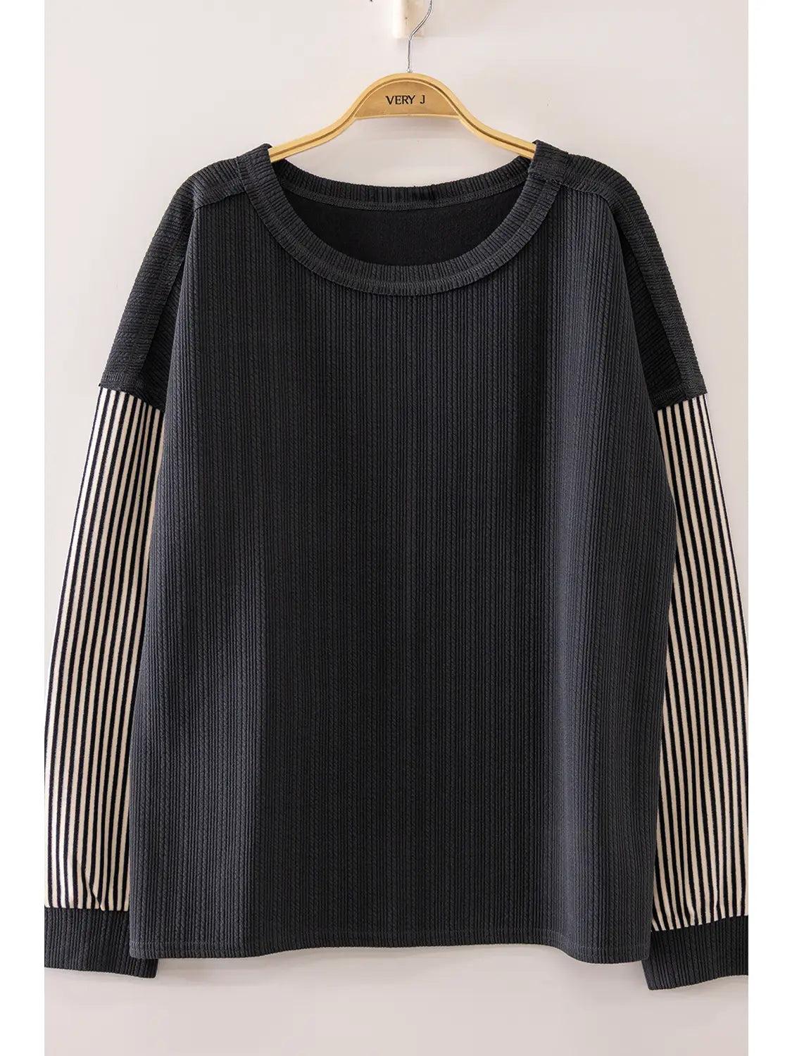 THE JESSIE STRIPED SLEEVE RIBBED TOP - off black