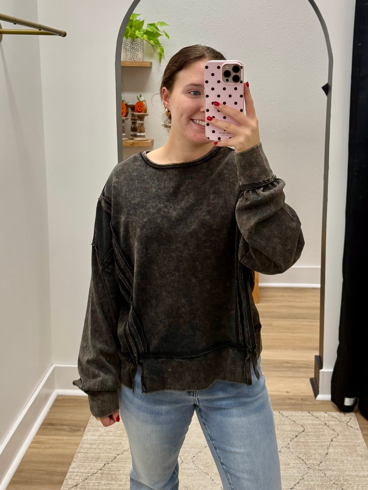 THE MILA VINTAGE WASHED SWEATSHIRT - black