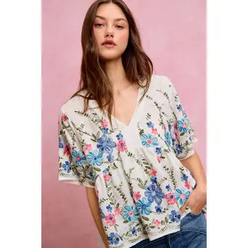 THE PRESLEY BOHO FLORAL EMBROIDERED TOP  - pink/blue