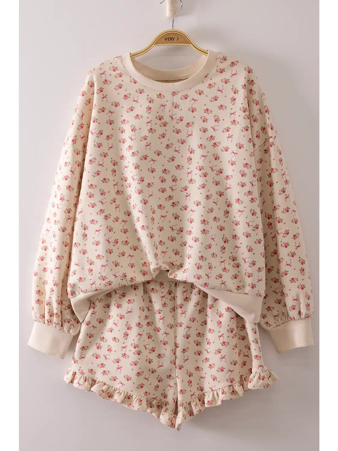 THE LIZZY DAINTY FLORAL LIGHTWEIGHT TOP