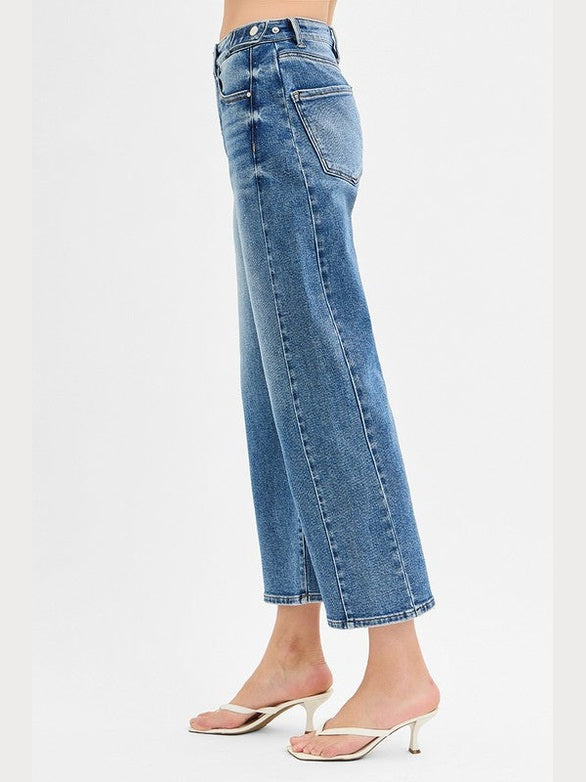 THE JAYLEN MEDIUM WASH BARREL DENIM
