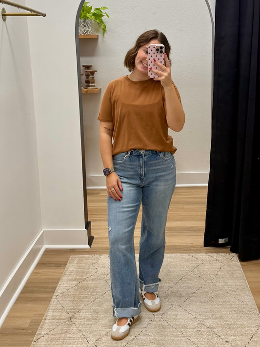 THE TINA BASIC CLASSIC TEE - golden hour
