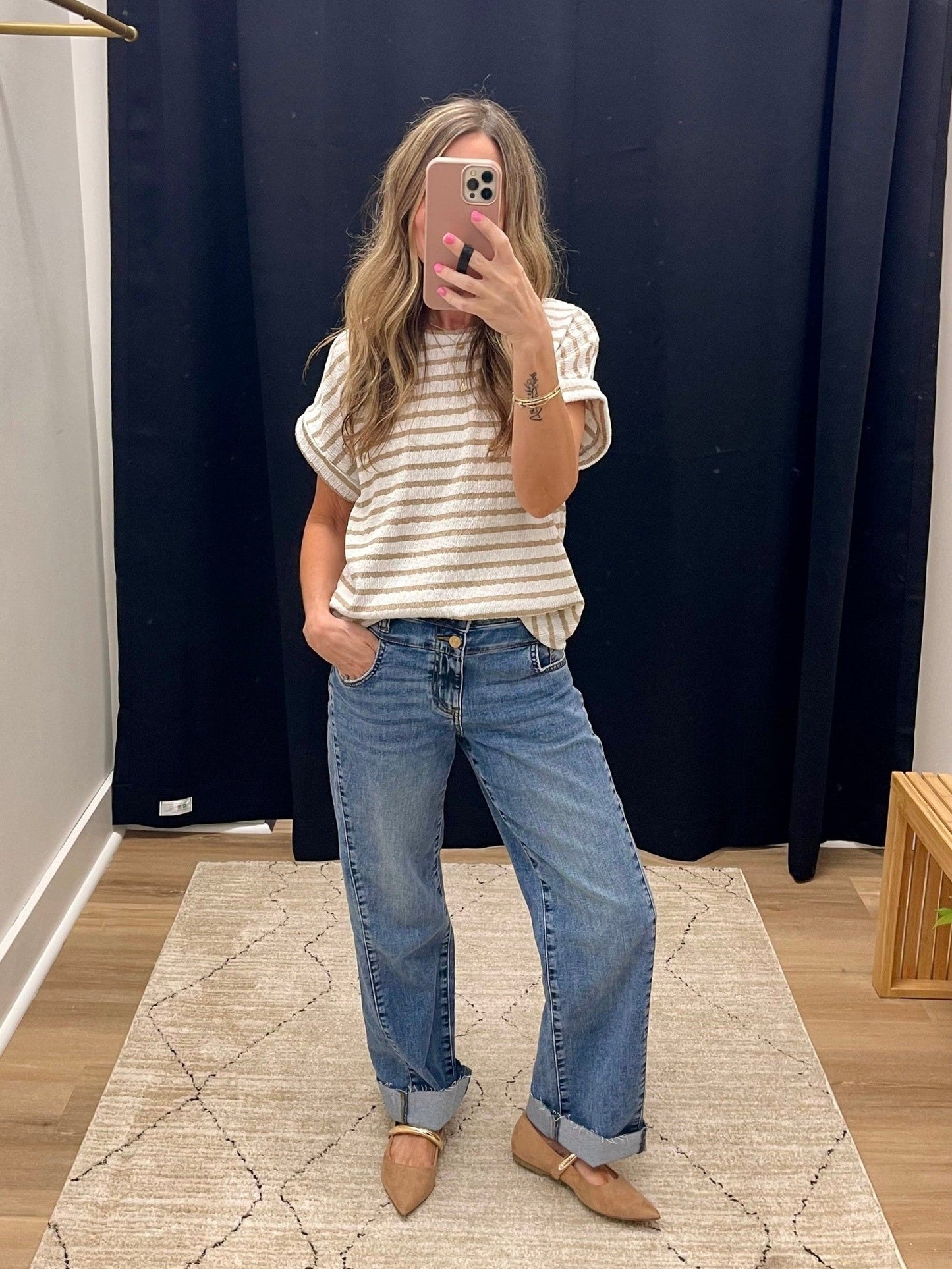 THE LAYNI TEXTURED STRIPED TOP - taupe