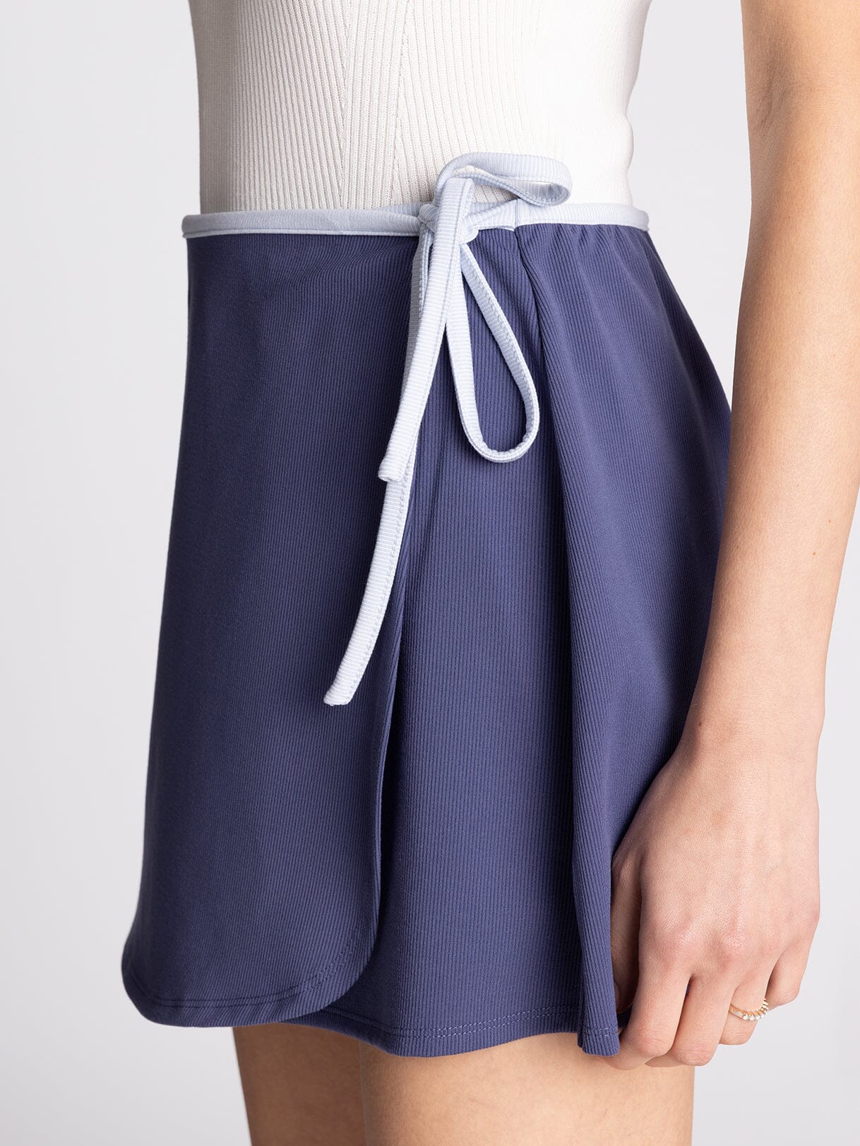 THE VALLEY LUX SKORT - navy