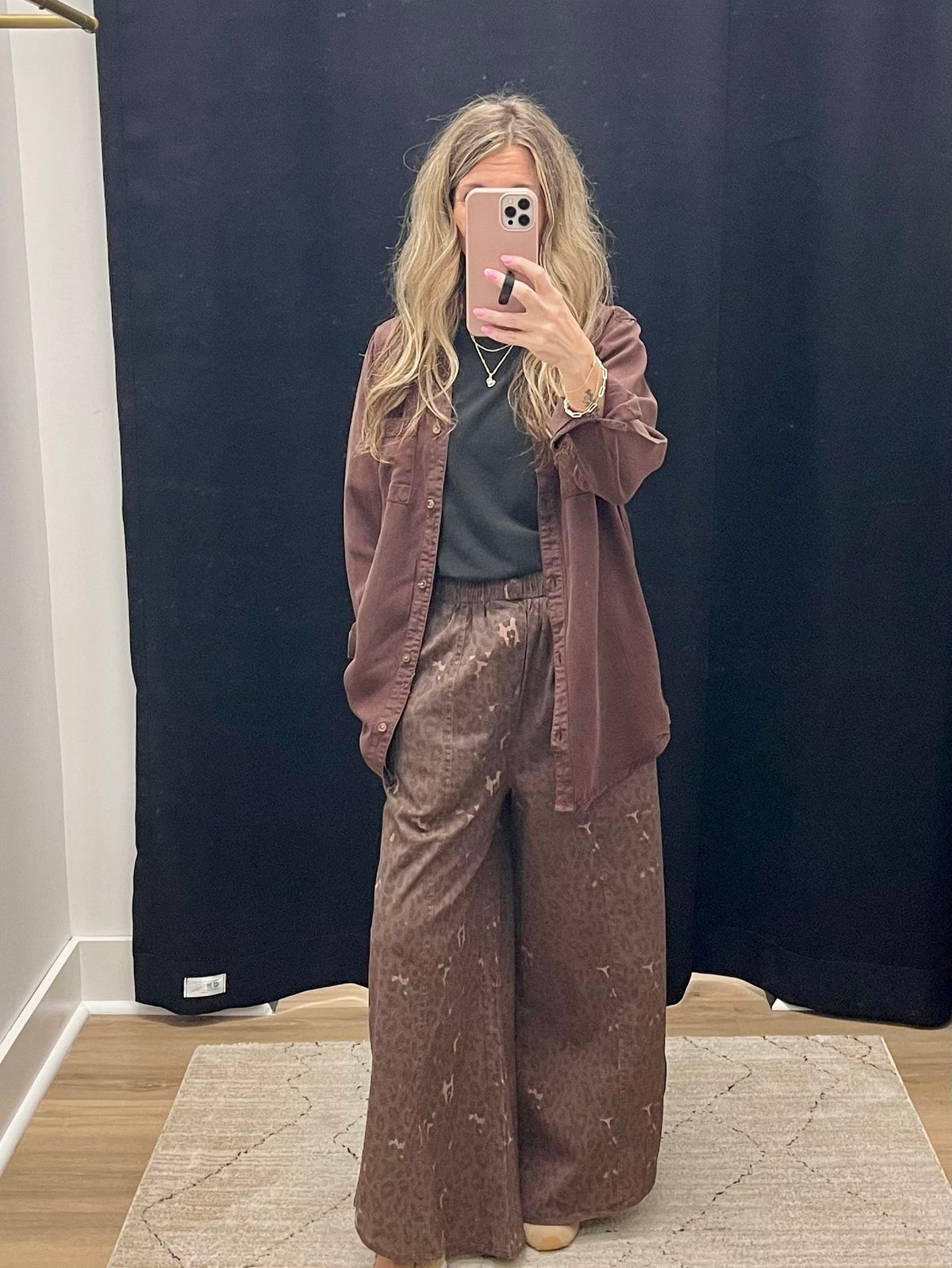 THE GINGER DENIM BUTTON DOWN TOP - brown