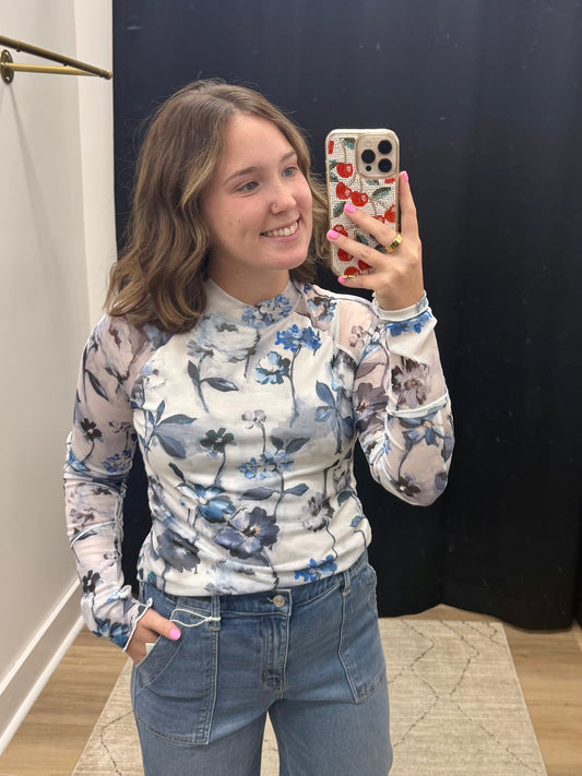 THE CHELSEY FLORAL MESH TOP - blue