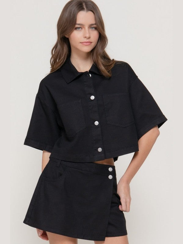 THE MEGAN BOXY SHORT SLEEVE TOP - black