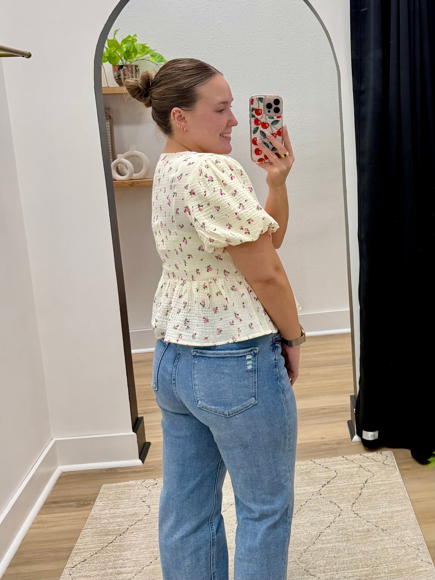 THE JORDAN DAINTY FLORAL GAUZE TIE BLOUSE