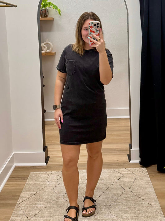 THE CHARLIE KICKBACK POCKET DRESS  - black