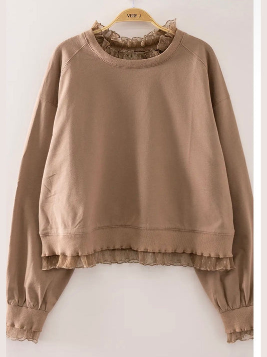 THE LYNN LACE TRIM LAYERED SWEATSHIRT- mocha