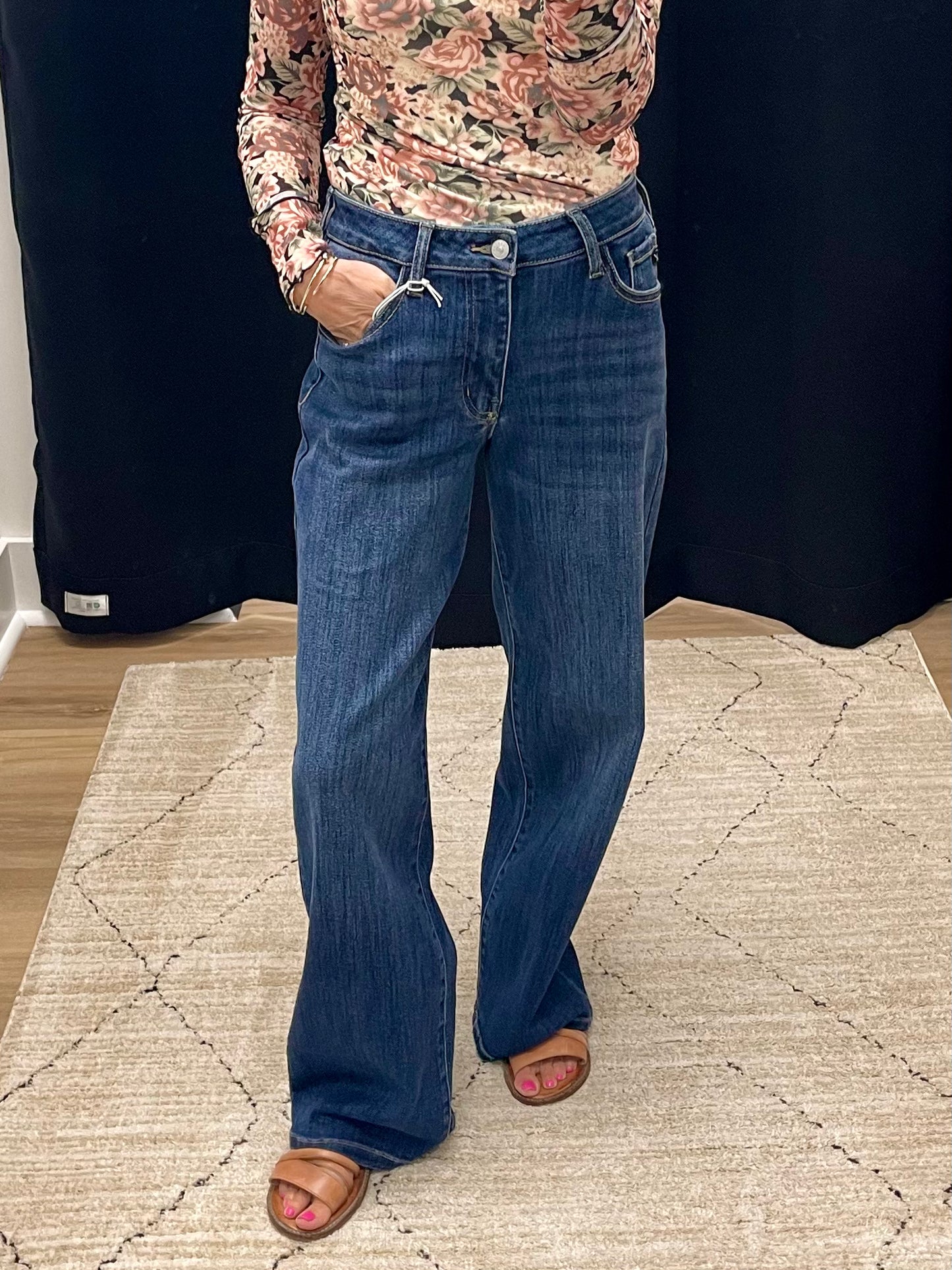 THE ALICIA DARK WIDE LEG DENIM