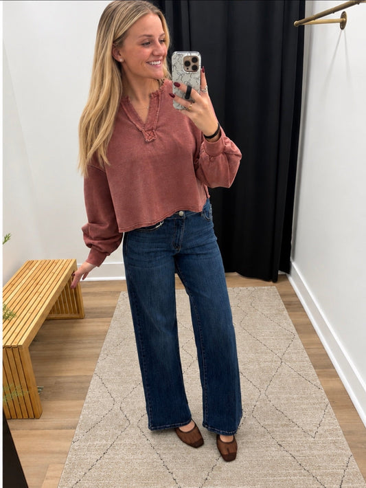 THE CHELSEY NOTCH NECK BOXY KNIT TOP - terracotta