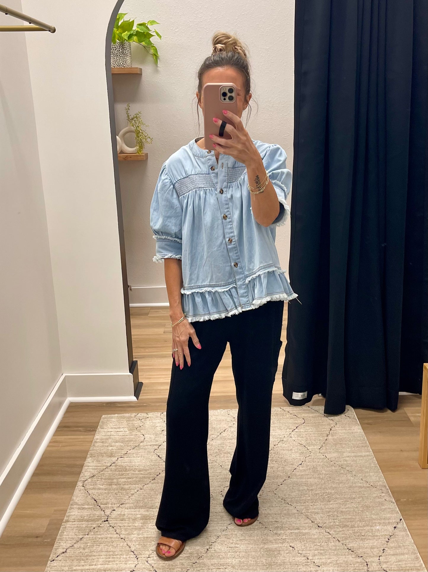 THE DOLLY LT DENIM SMOCK DETAIL RUFFLE HEM TOP
