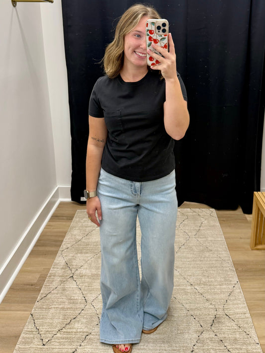 THE EVIE HW RETRO WIDE LEG LT DENIM JEANS