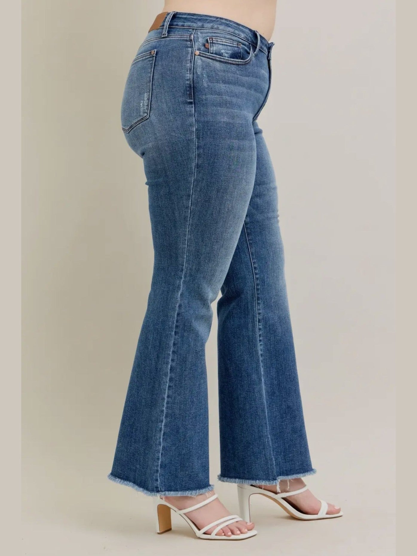 THE KARLY VINTAGE WASH FLARE DENIM JEANS